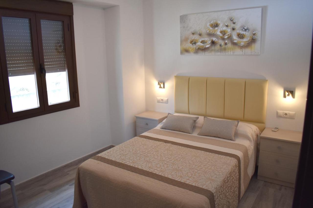 Iznajar Suites Bagian luar foto