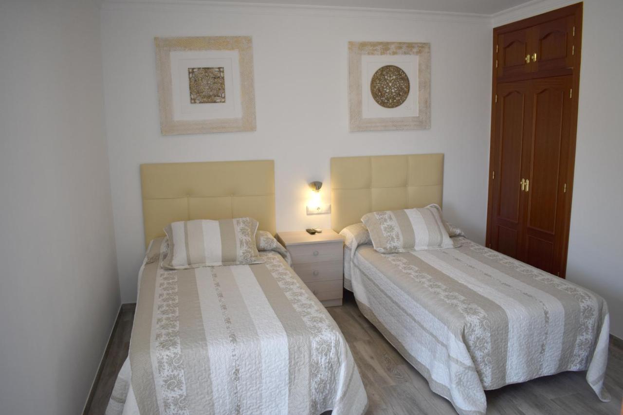 Iznajar Suites Bagian luar foto